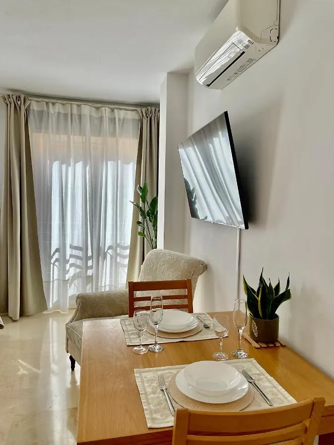 Ivory Suites Malaga 0*,